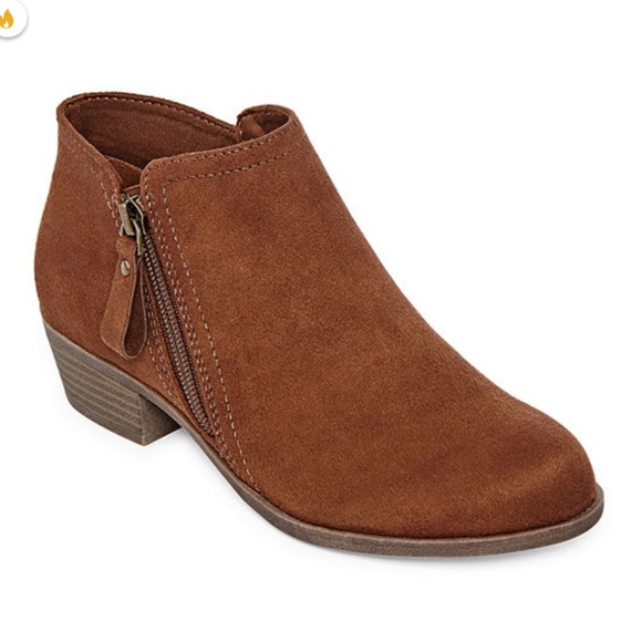 Arizona Jean Company Shoes - Arizona Womens Galen Block Heel Zip Booties NWT